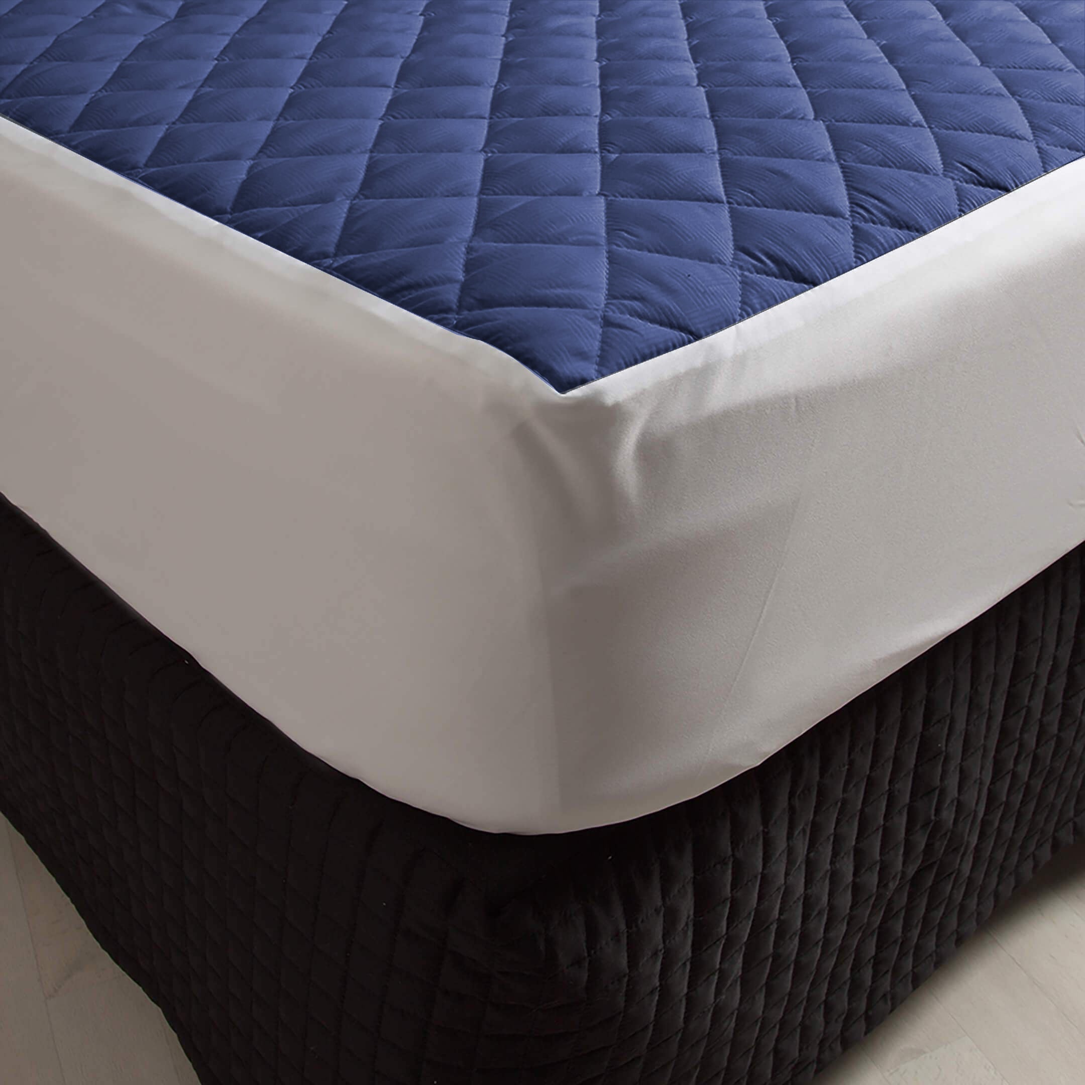 Cotton Quilted Waterproof Mattress Cover - Blue Secondary image